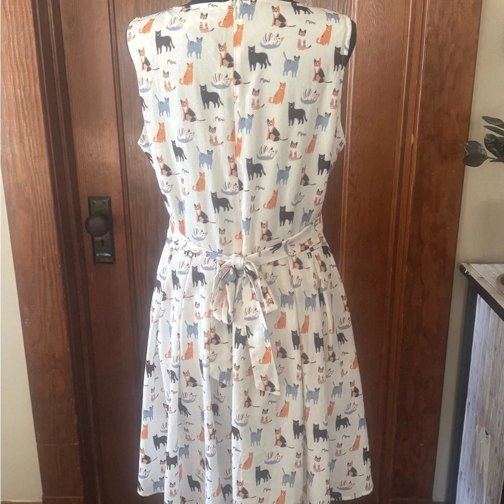 Cat Print Sleeveless Dress - Picture 2 of 3